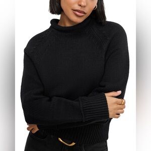 Good American Classic Black Turtleneck Sweater
Roll Neck